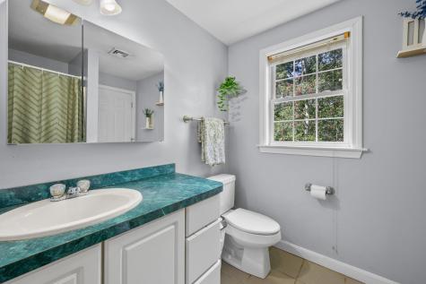 16 Balfour Lane Mashpee MA 02649