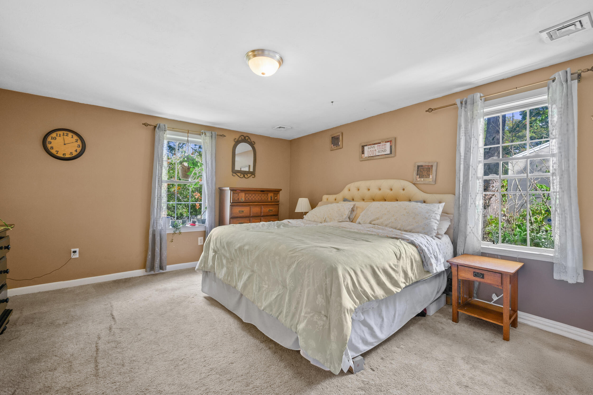 16 Balfour Lane Mashpee MA 02649