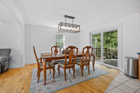 16 Balfour Lane Mashpee MA 02649