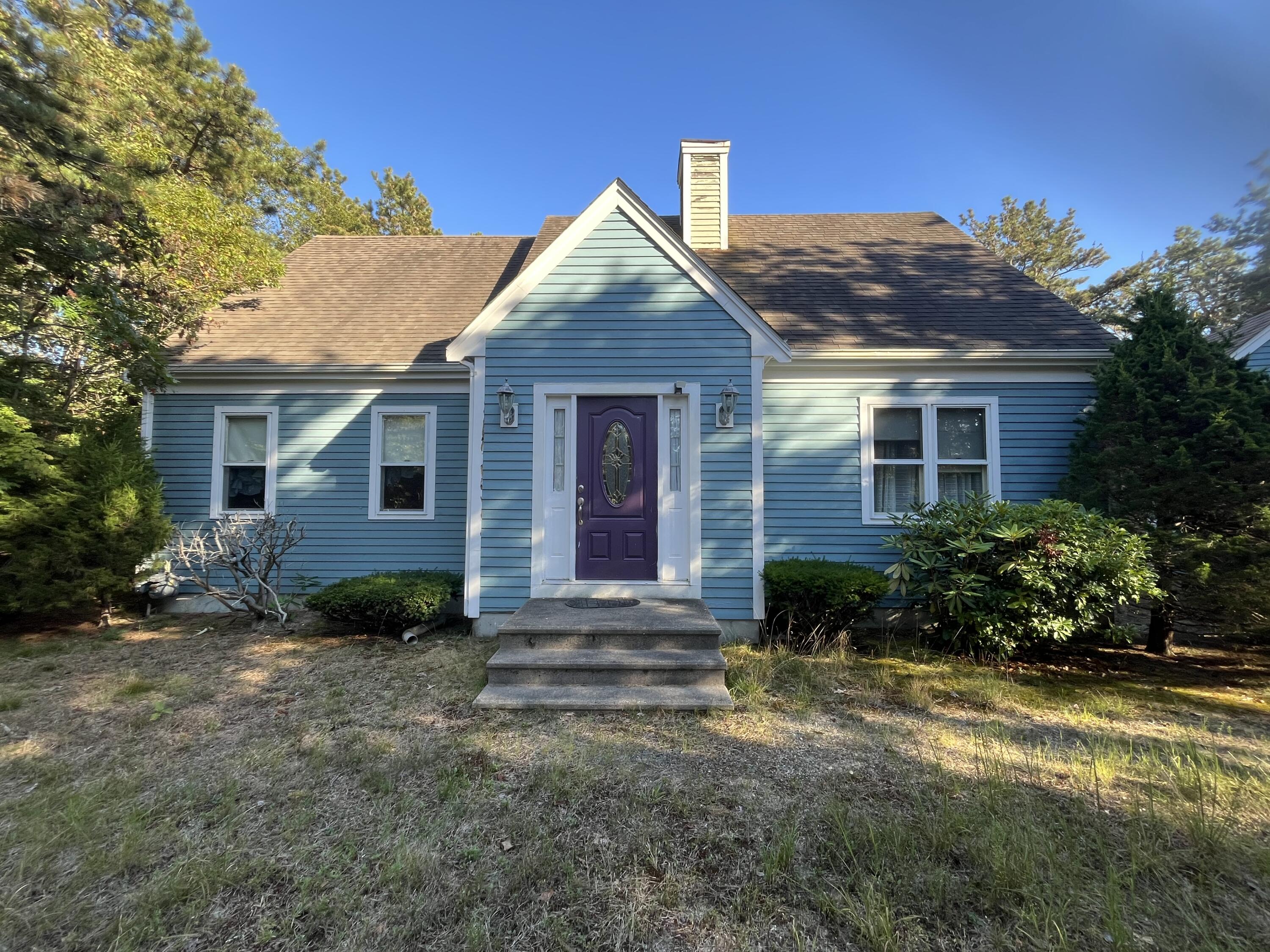 8 Shadbush Circle Mashpee MA 02649