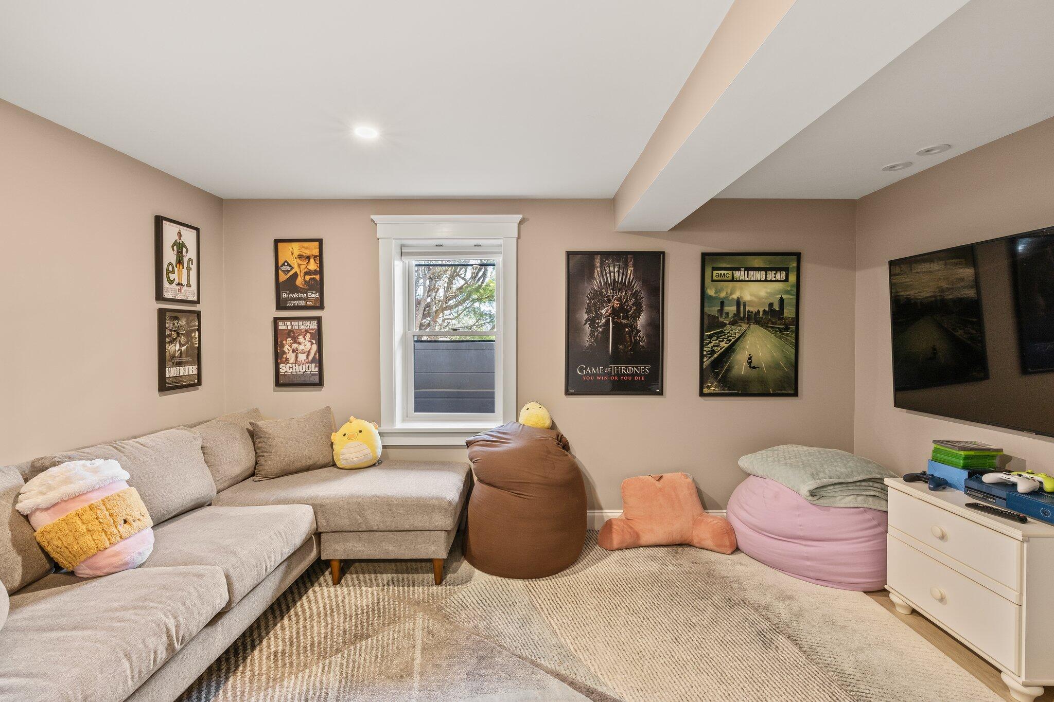 87 Oyster Pond Road Falmouth MA 02540