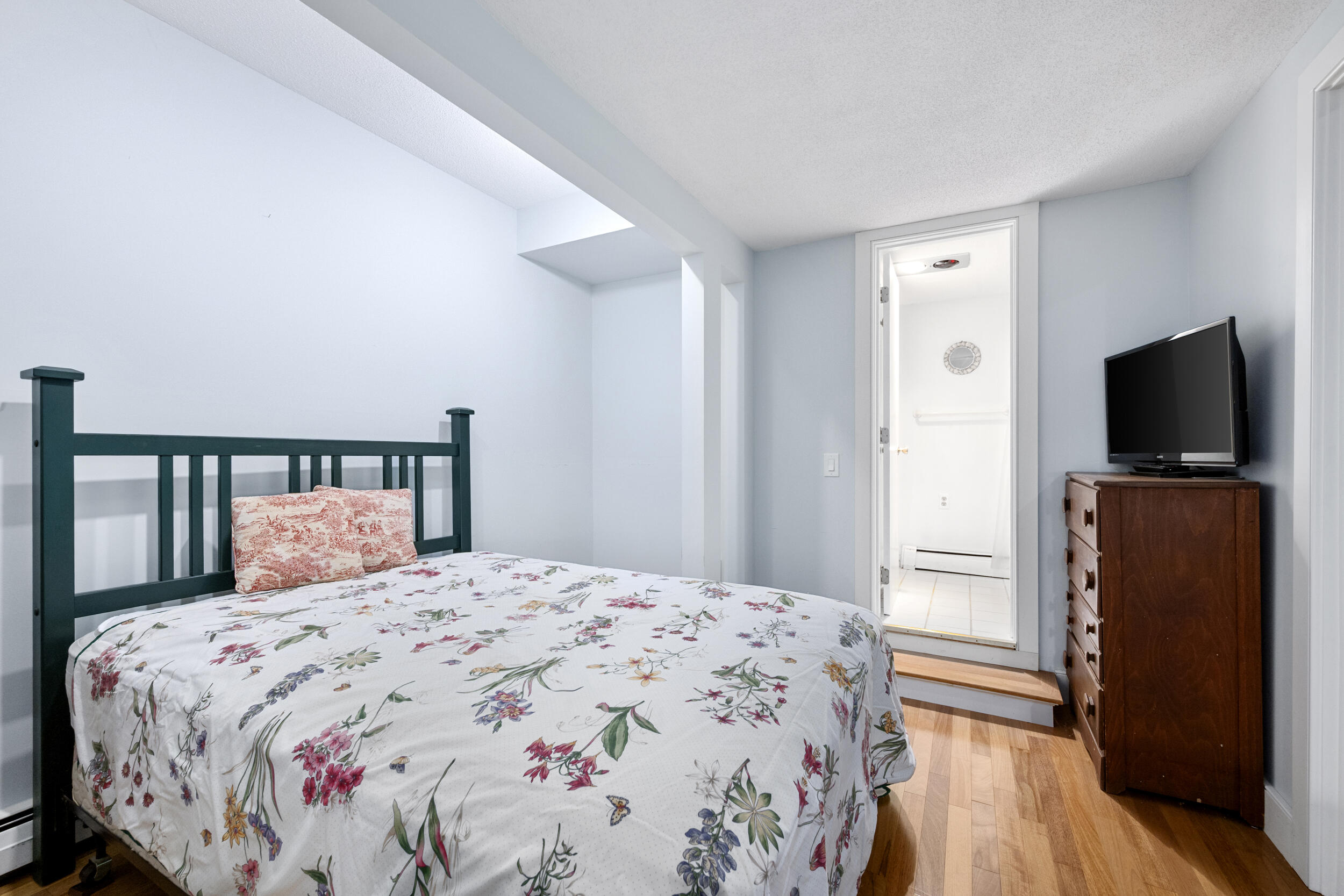 7 Dale Terrace Sandwich MA 02563