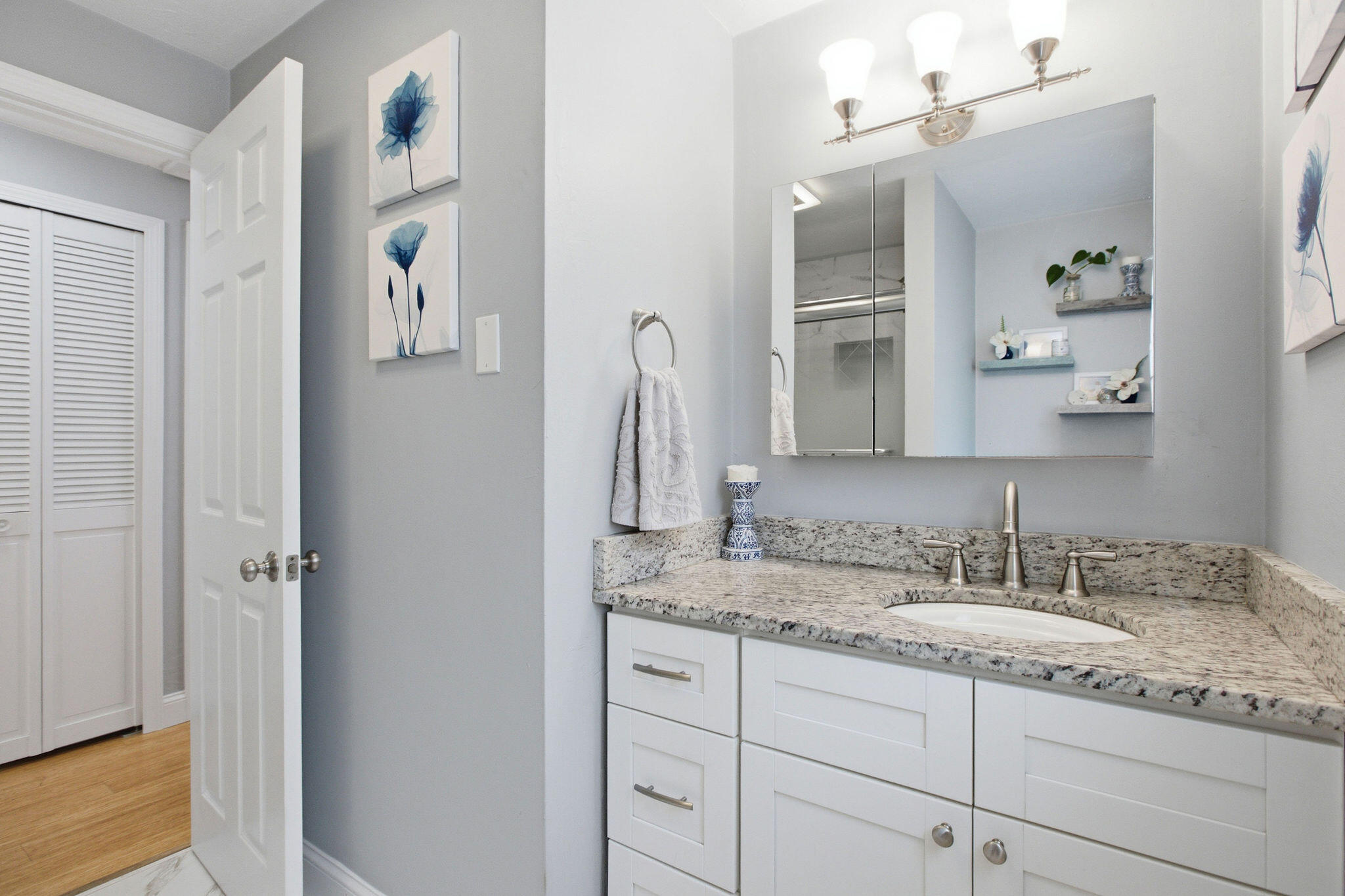 15 Commercial Street South Yarmouth MA 02664