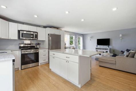 15 Commercial Street South Yarmouth MA 02664