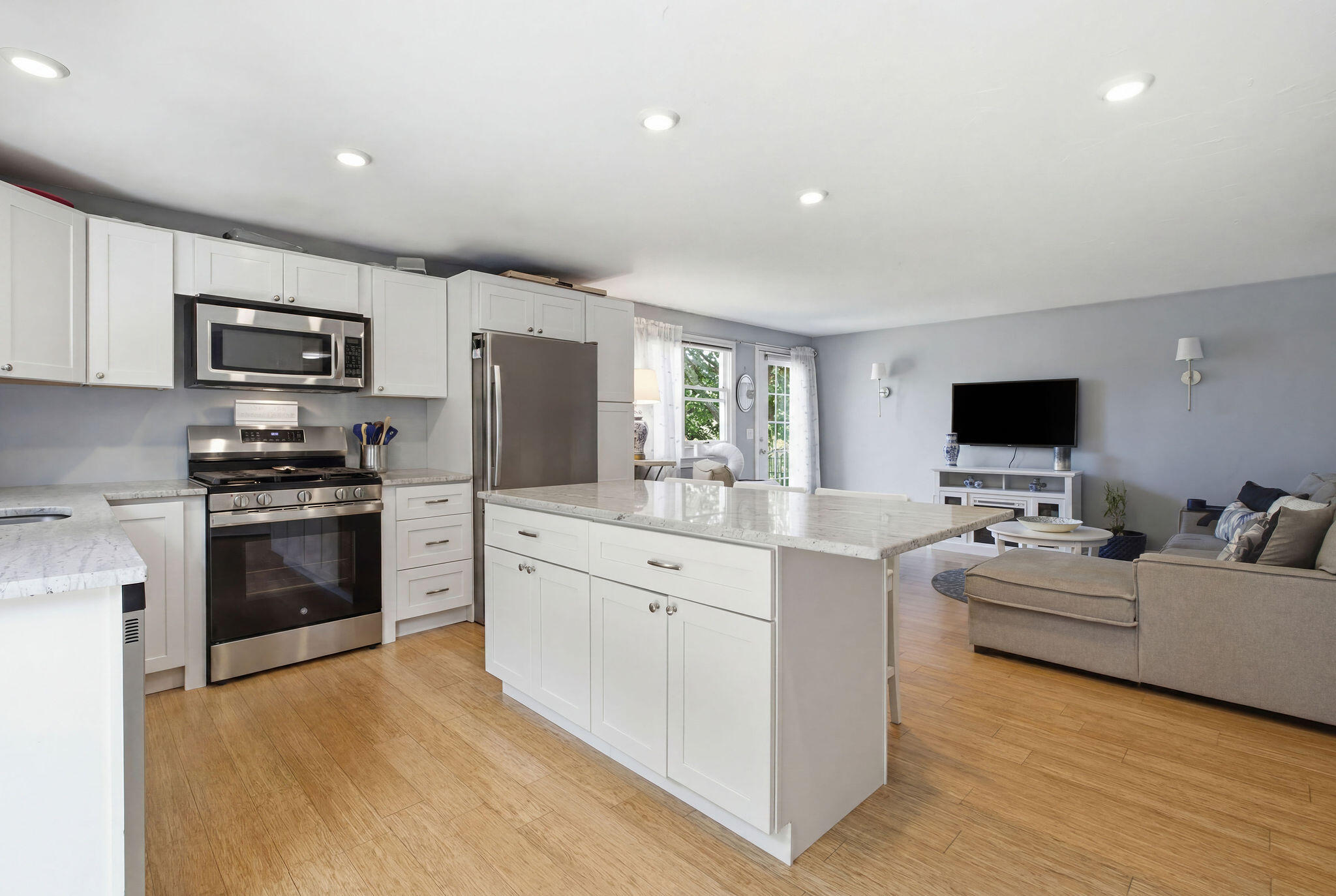 15 Commercial Street South Yarmouth MA 02664