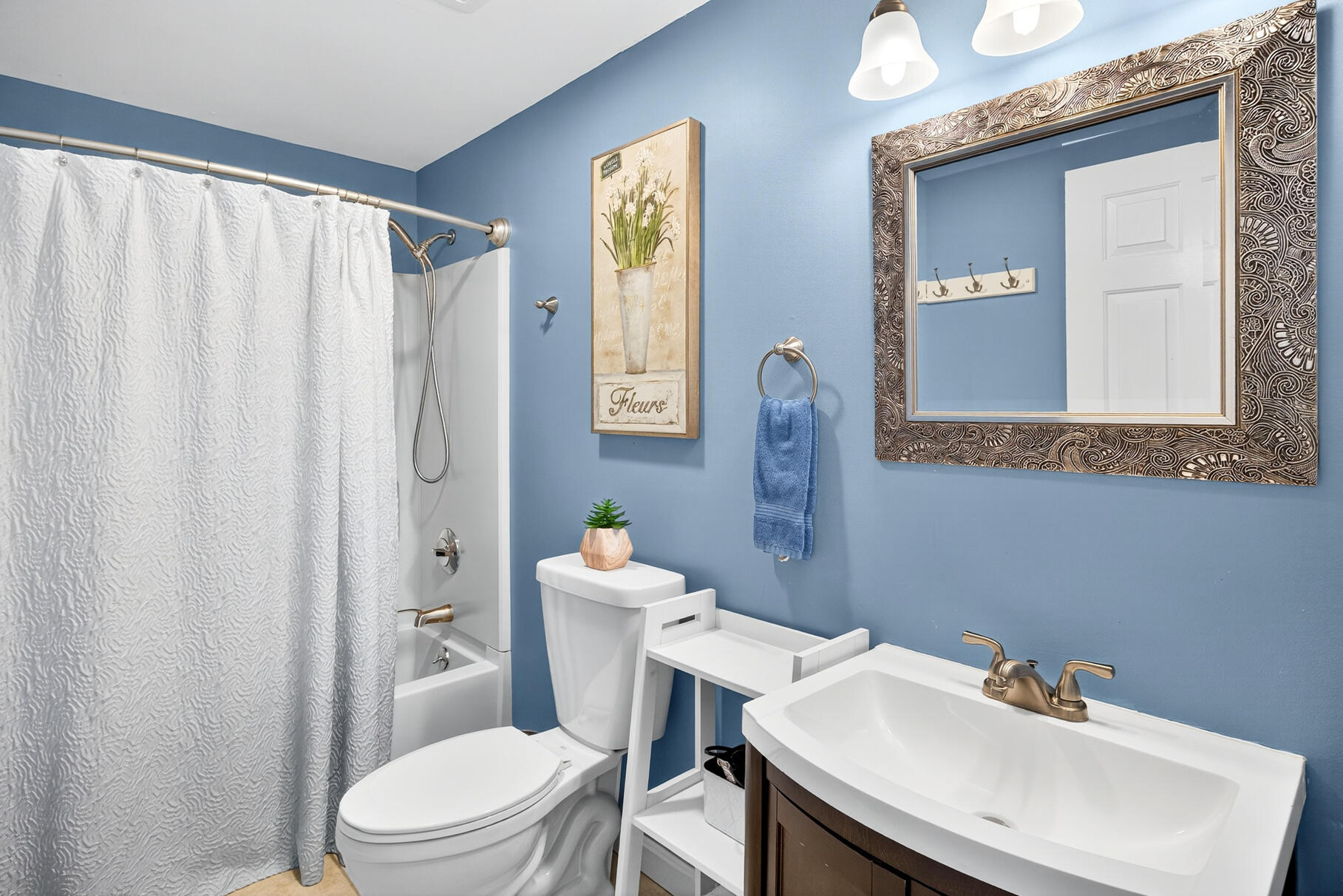 4 Coffey Lane Dennis MA 02639