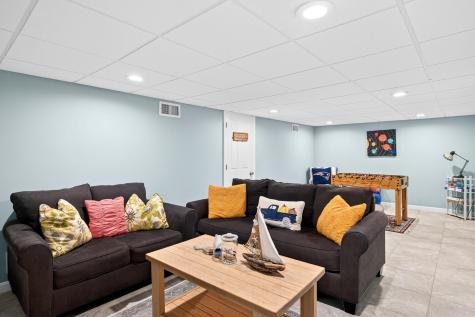 4 Coffey Lane Dennis MA 02639