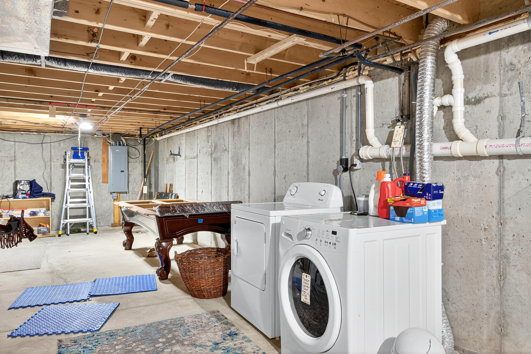 4 Coffey Lane Dennis MA 02639