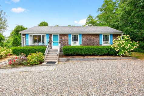 4 Coffey Lane Dennis MA 02639