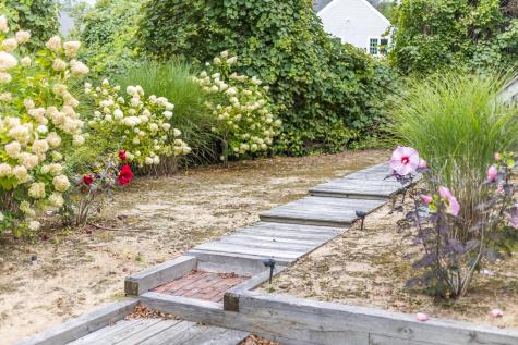 4 Coffey Lane Dennis MA 02639