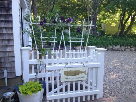 25 Ryder Lane Cummaquid MA 02637