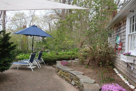 25 Ryder Lane Cummaquid MA 02637
