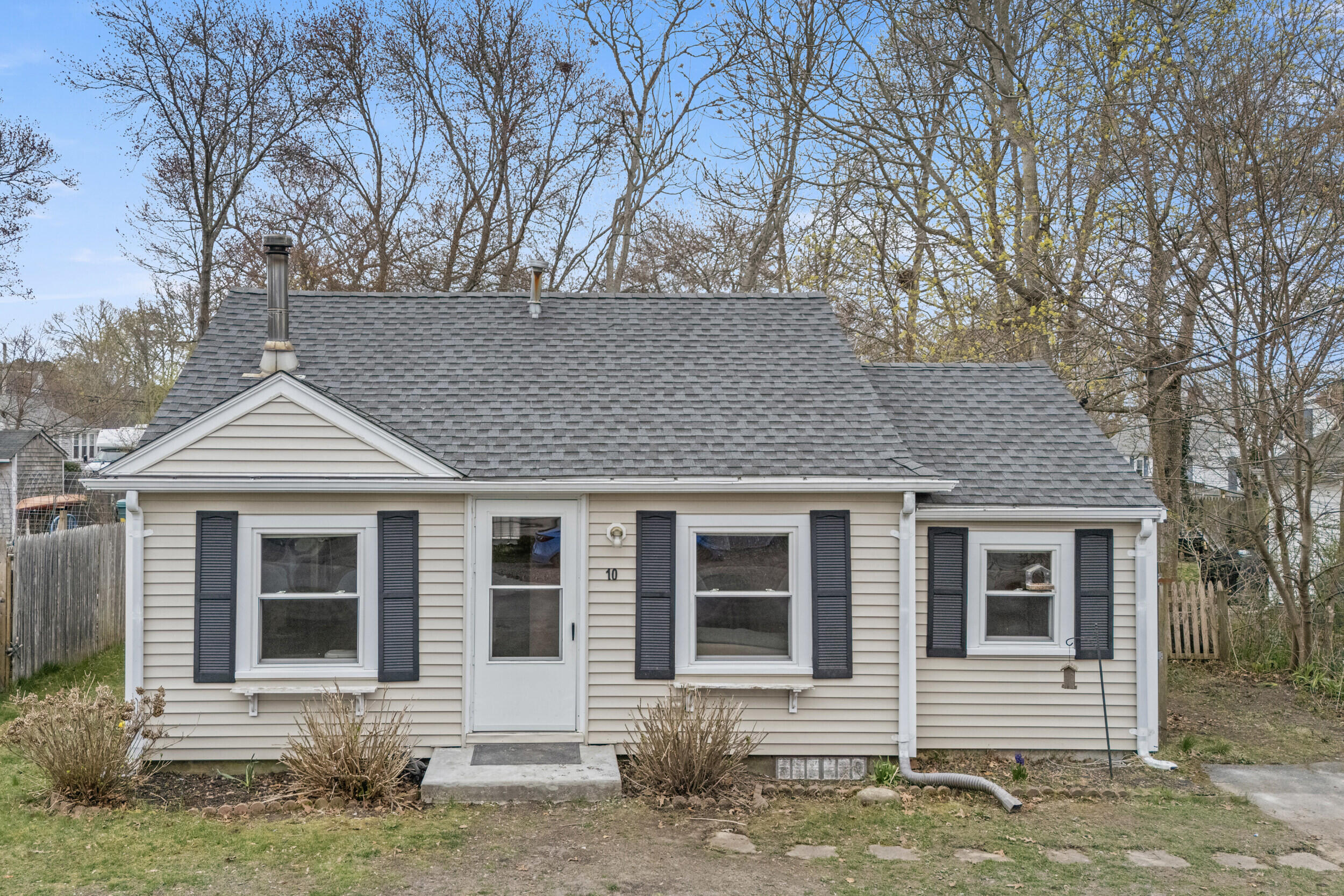 10 3rd Avenue Wareham MA 02571