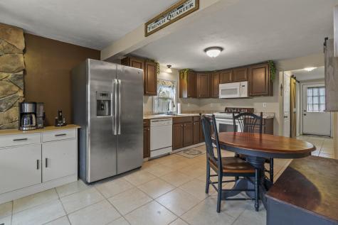 10 3rd Avenue Wareham MA 02571