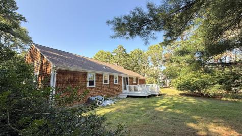 23 Prudence Lane Cotuit MA 02635