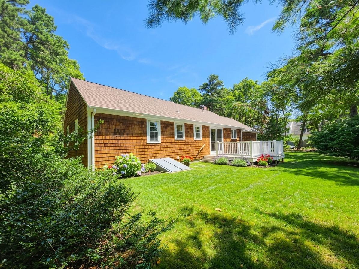 23 Prudence Lane Cotuit MA 02635