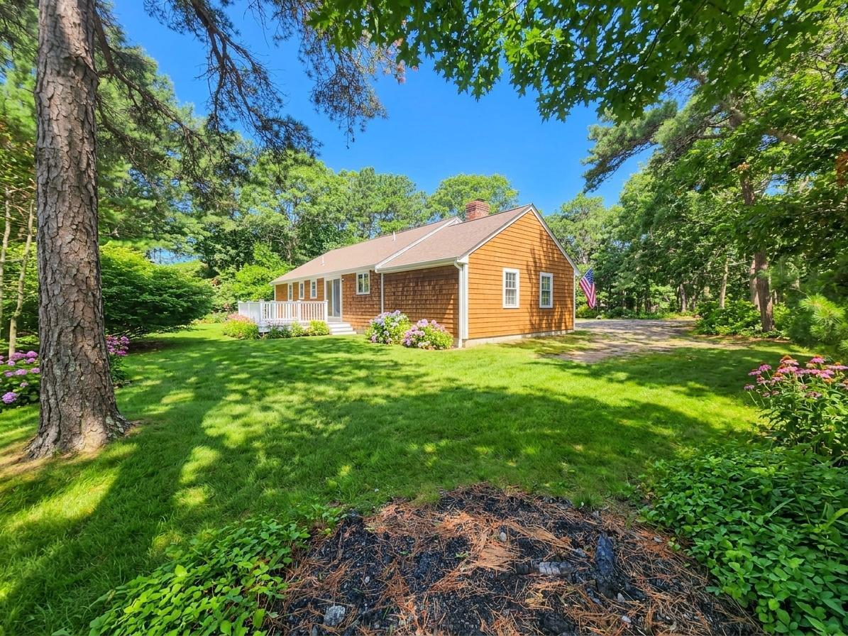 23 Prudence Lane Cotuit MA 02635