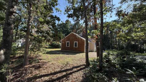23 Prudence Lane Cotuit MA 02635
