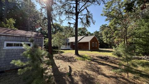 23 Prudence Lane Cotuit MA 02635