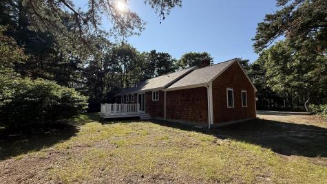 23 Prudence Lane Cotuit MA 02635
