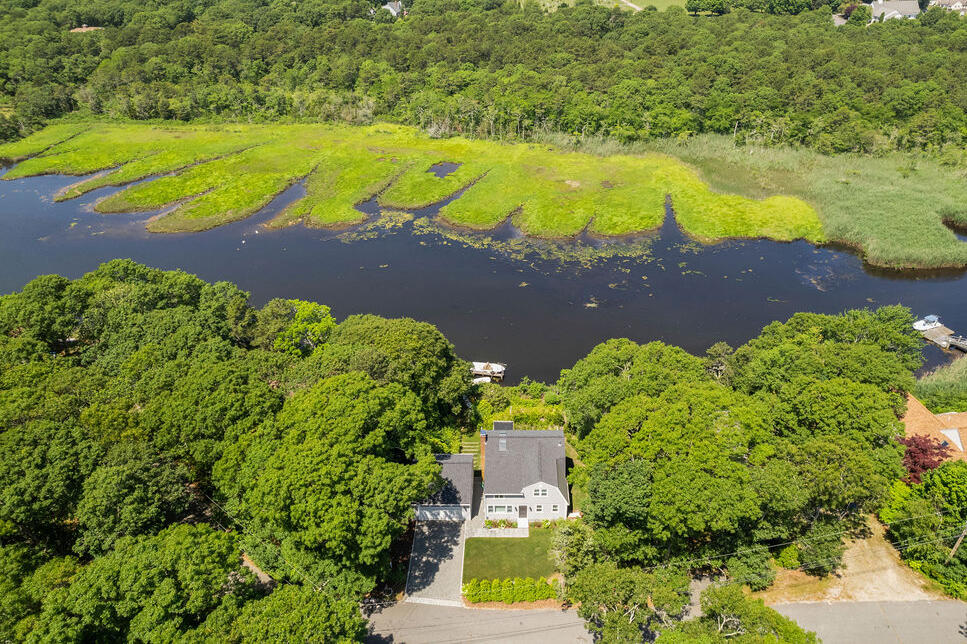 45 Green Pond Road Falmouth MA 02536