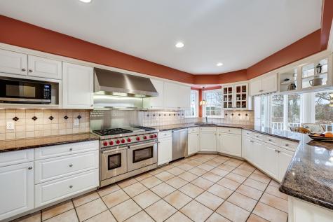120 Berry Hollow Drive Barnstable MA 02648