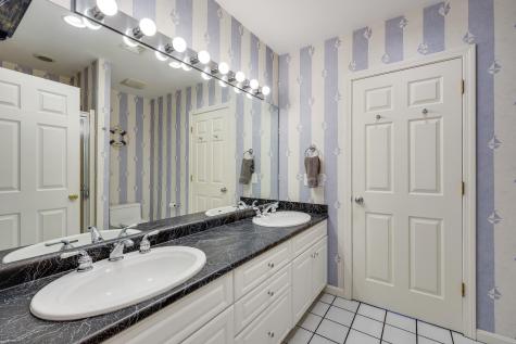 120 Berry Hollow Drive Barnstable MA 02648