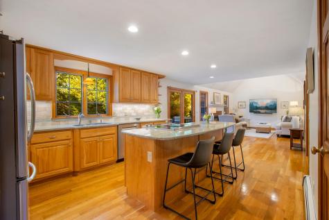 46 Oak Street Barnstable MA 02635