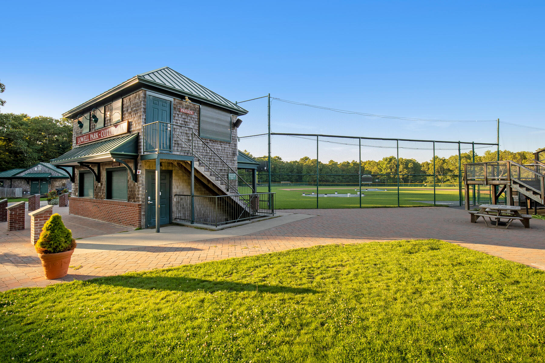 46 Oak Street Barnstable MA 02635