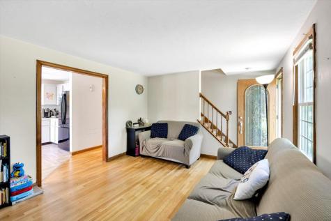27 Oregon Road Mashpee MA 02649