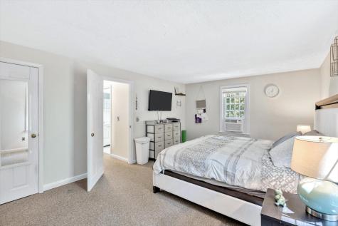 27 Oregon Road Mashpee MA 02649