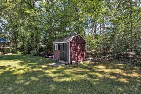 27 Oregon Road Mashpee MA 02649