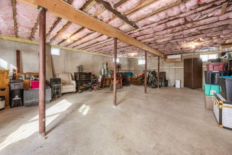 16 Town Neck Road Sandwich MA 02563