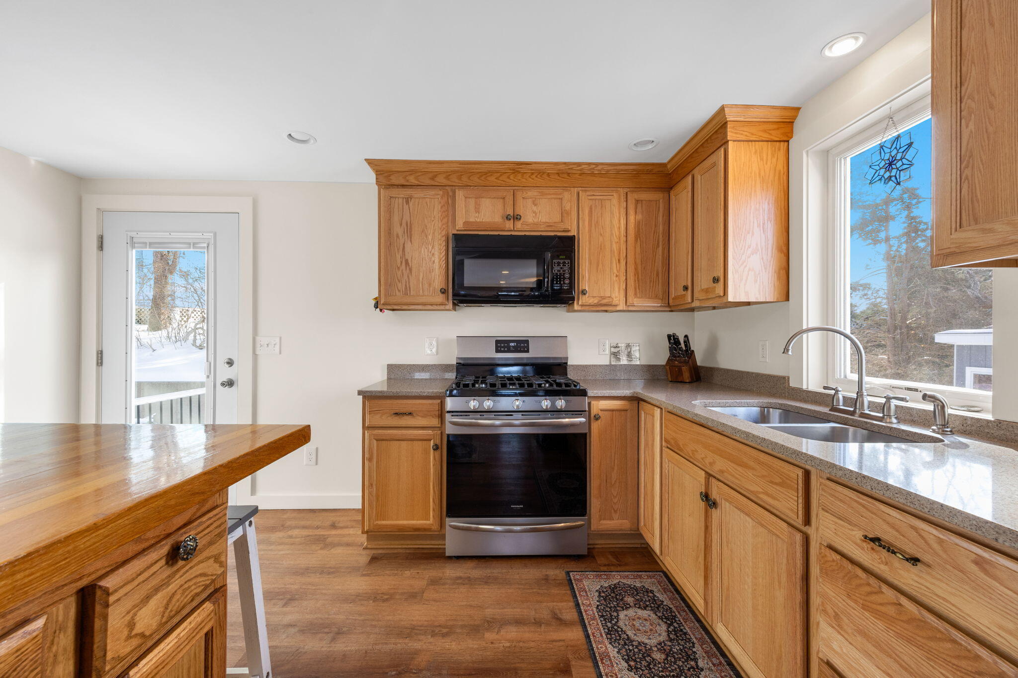 16 Town Neck Road Sandwich MA 02563