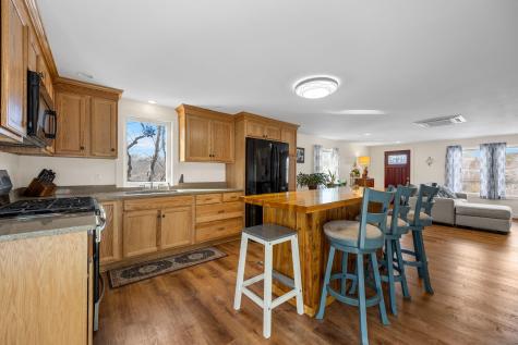 16 Town Neck Road Sandwich MA 02563