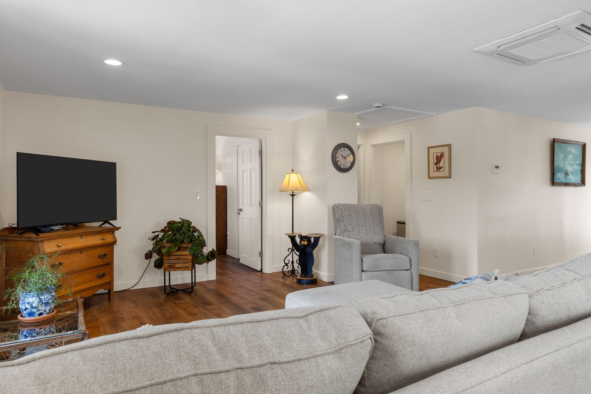 16 Town Neck Road Sandwich MA 02563