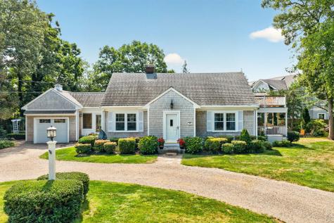 16 Jetty Lane Falmouth MA 02540