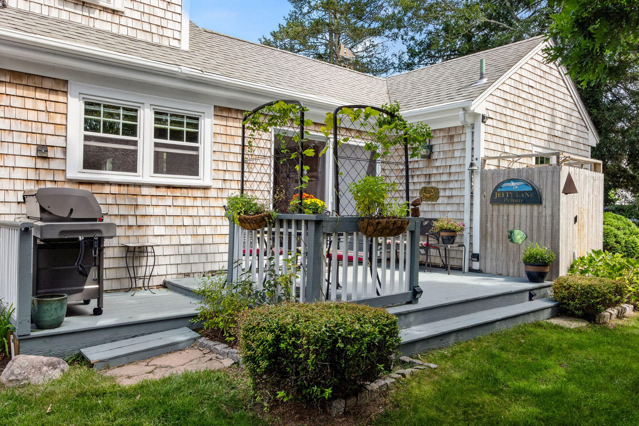 16 Jetty Lane Falmouth MA 02540