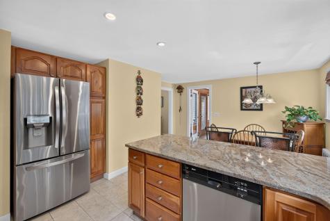 16 Jetty Lane Falmouth MA 02540
