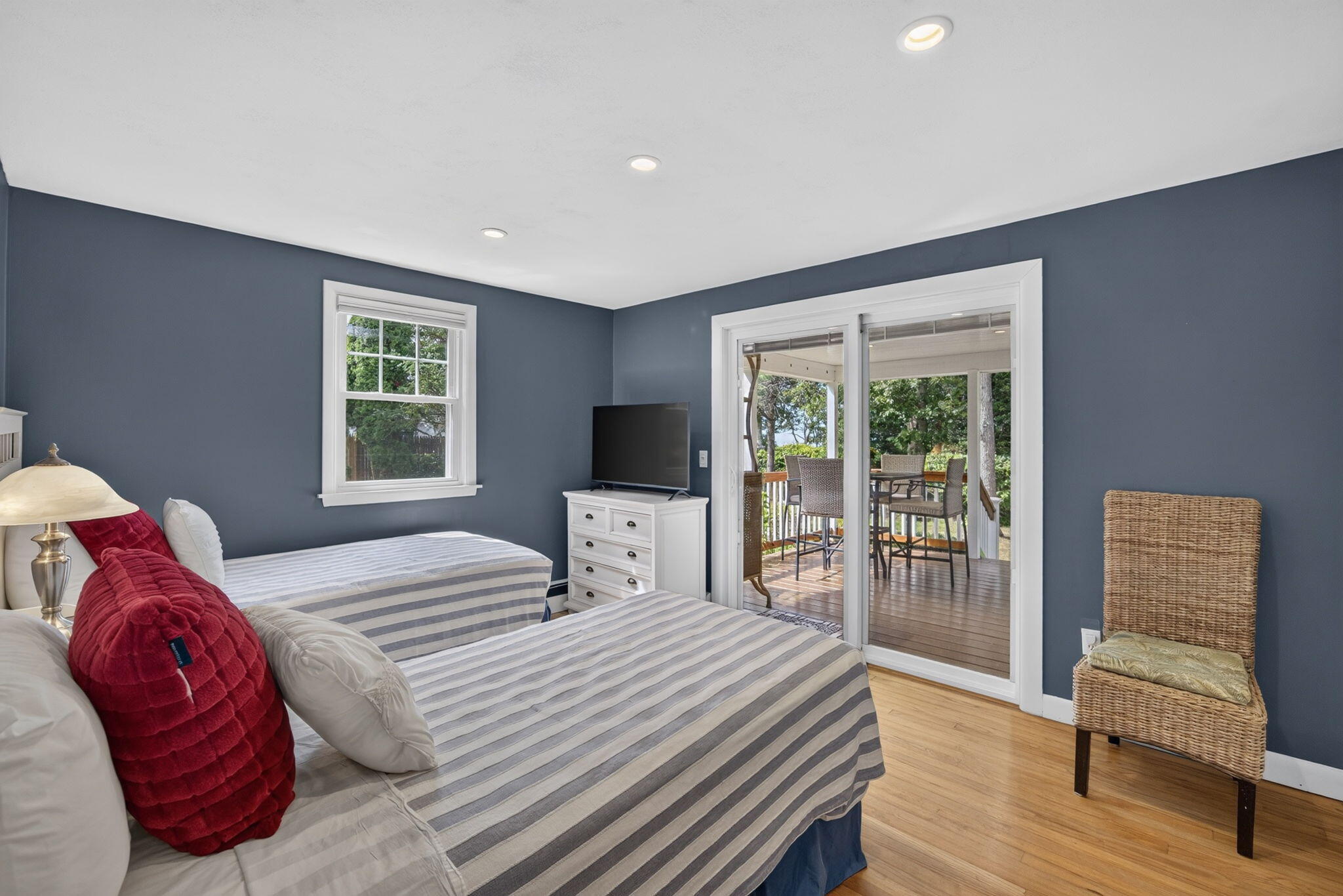 16 Jetty Lane Falmouth MA 02540