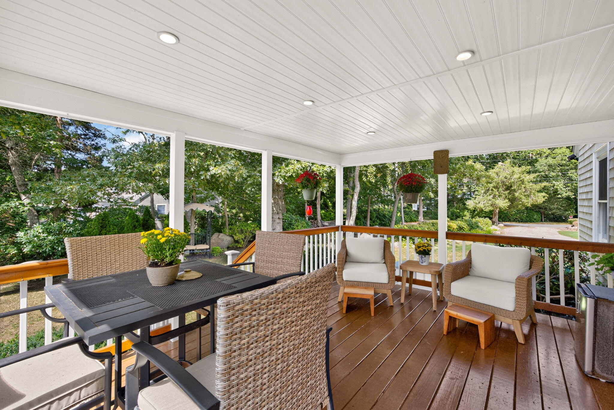 16 Jetty Lane Falmouth MA 02540
