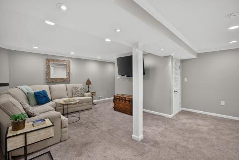 16 Jetty Lane Falmouth MA 02540