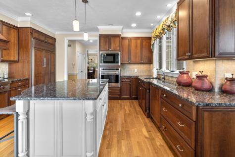 36 Troon Way Mashpee MA 02649