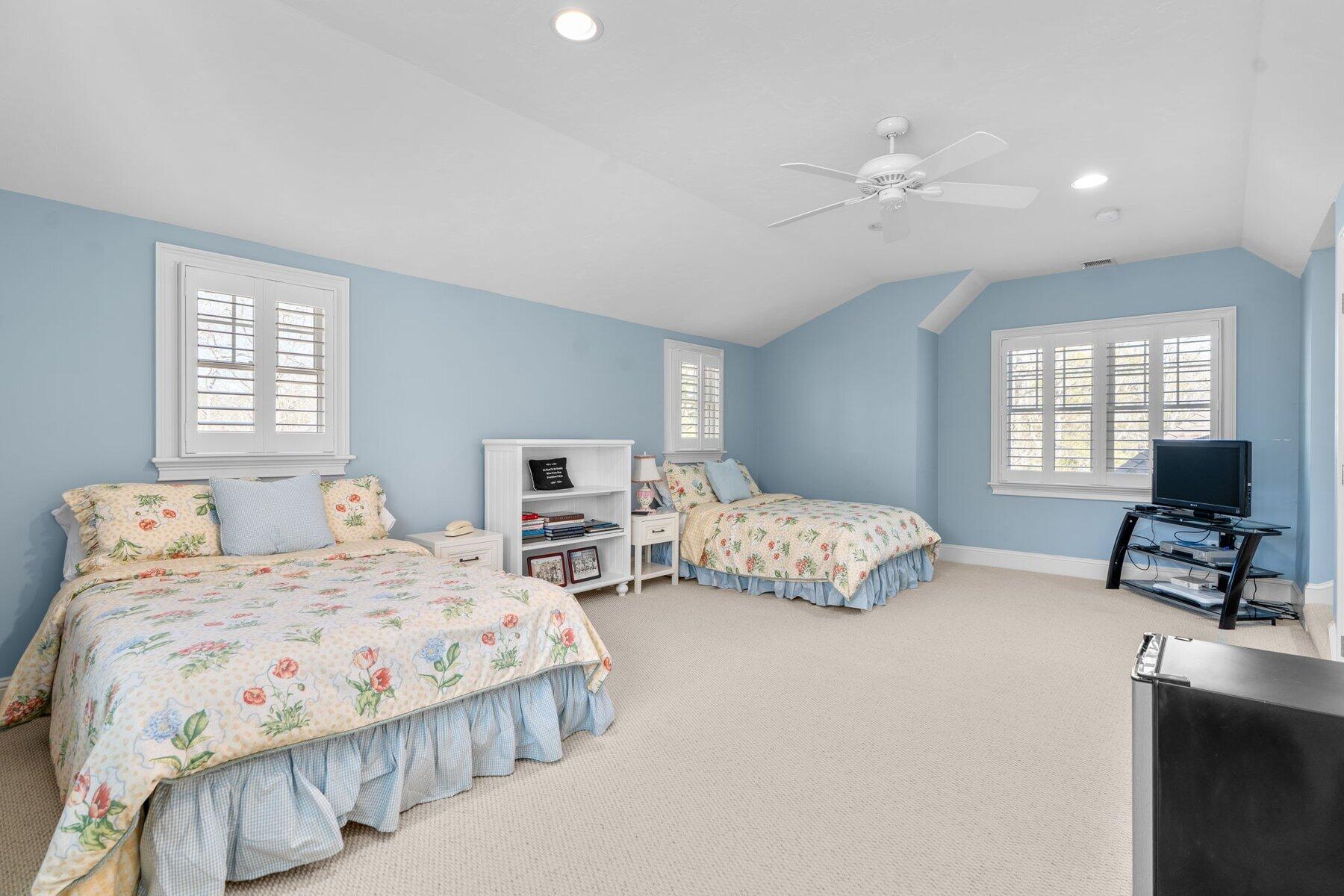 36 Troon Way Mashpee MA 02649
