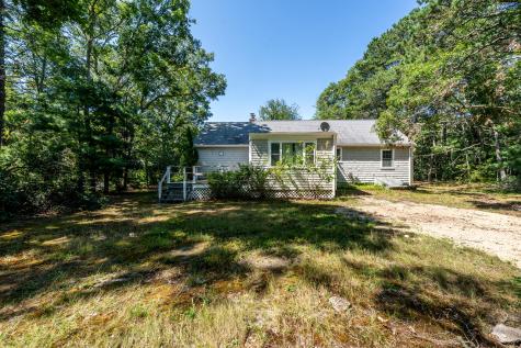 44 Dogwood Lane Cotuit MA 02635