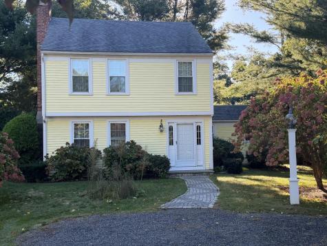 90 Cap'n Lijah's Road Centerville MA 02632