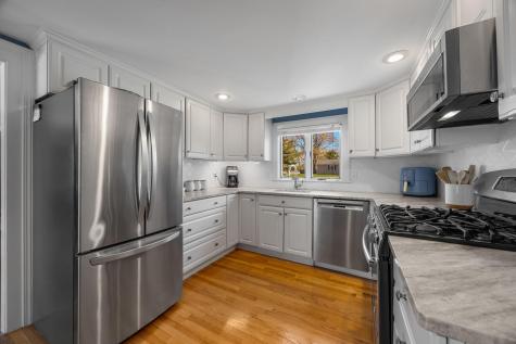 2 Saint Andrews Way Yarmouth MA 02664