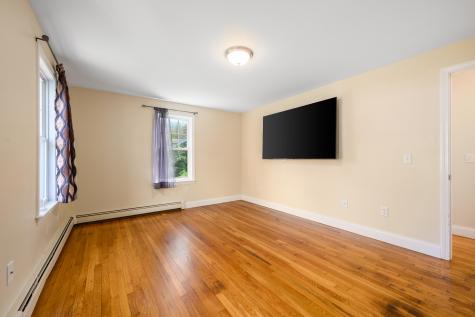 2 W Crossfield Road Sandwich MA 02644