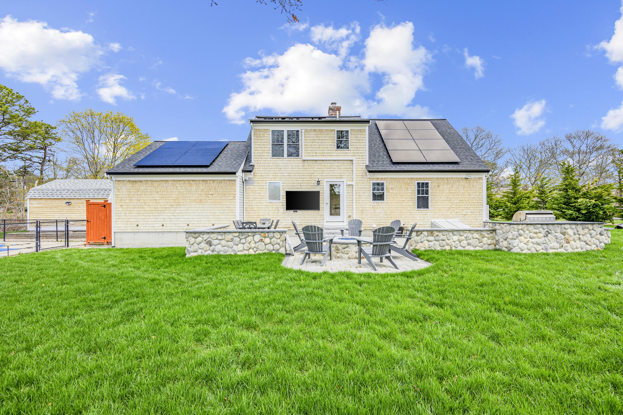 2 W Crossfield Road Sandwich MA 02644