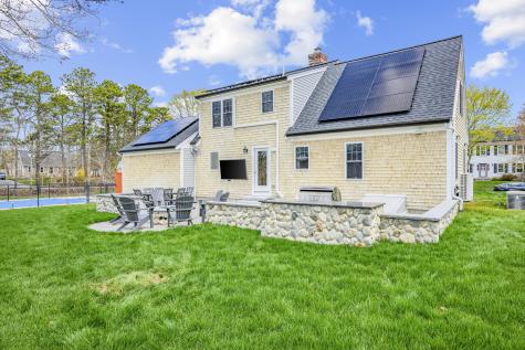 2 W Crossfield Road Sandwich MA 02644
